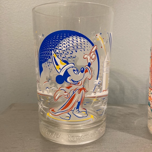 1996 McDonald’s 25th Anniversary Disney Glasses Remember the Magic glasses - Picture 3 of 12